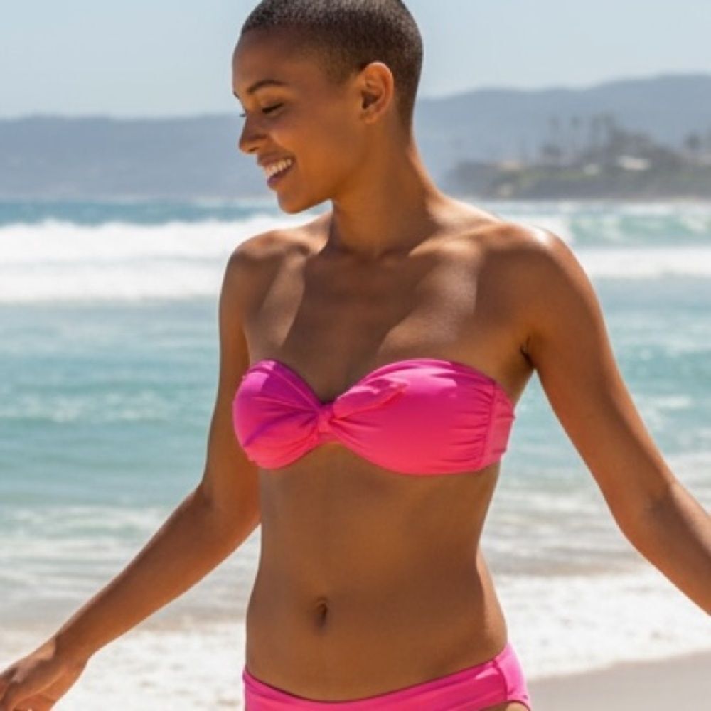 Victoria’s Secret padded strapless bikini top